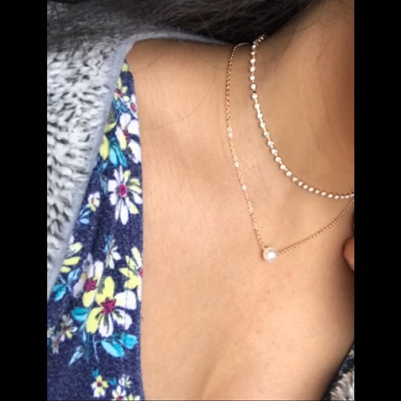 Layered Rhinestone Choker and Pearl Necklace Gold - Picture 7 of 7